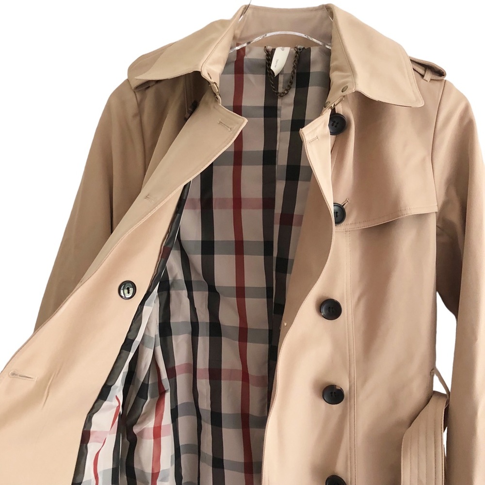 Classic Tan Trench Coat for Women - Picture 3 of 14